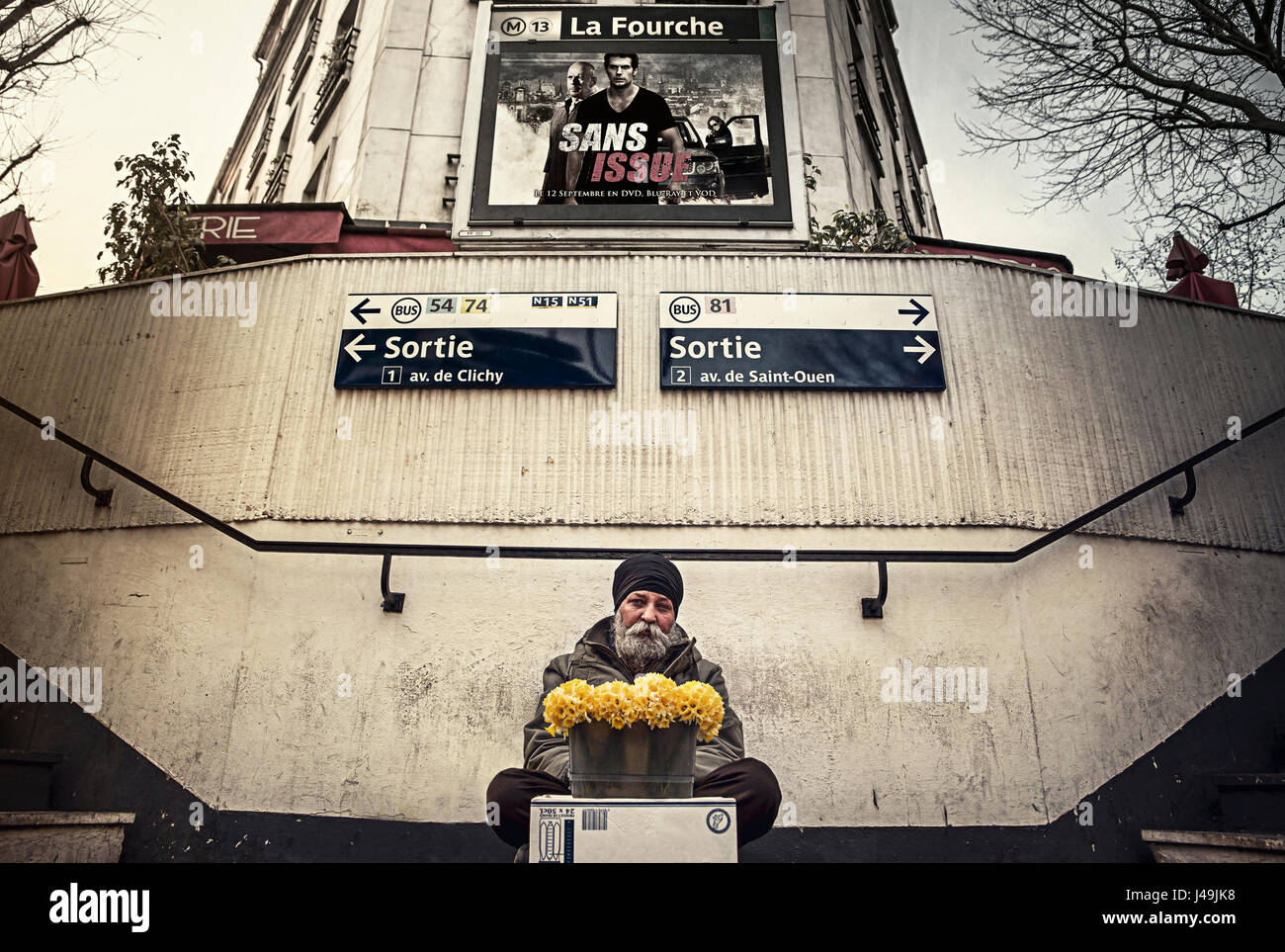 Blumen am La Fourche - Paris, Frankreich Stockfoto