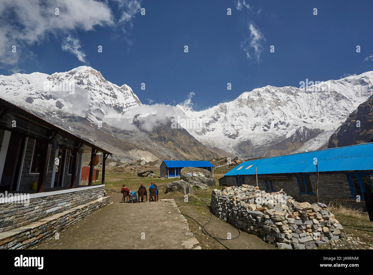 Entfernten Unterkunft in den Tälern des Himalaya-Gebirges, Nepal. Stockfoto