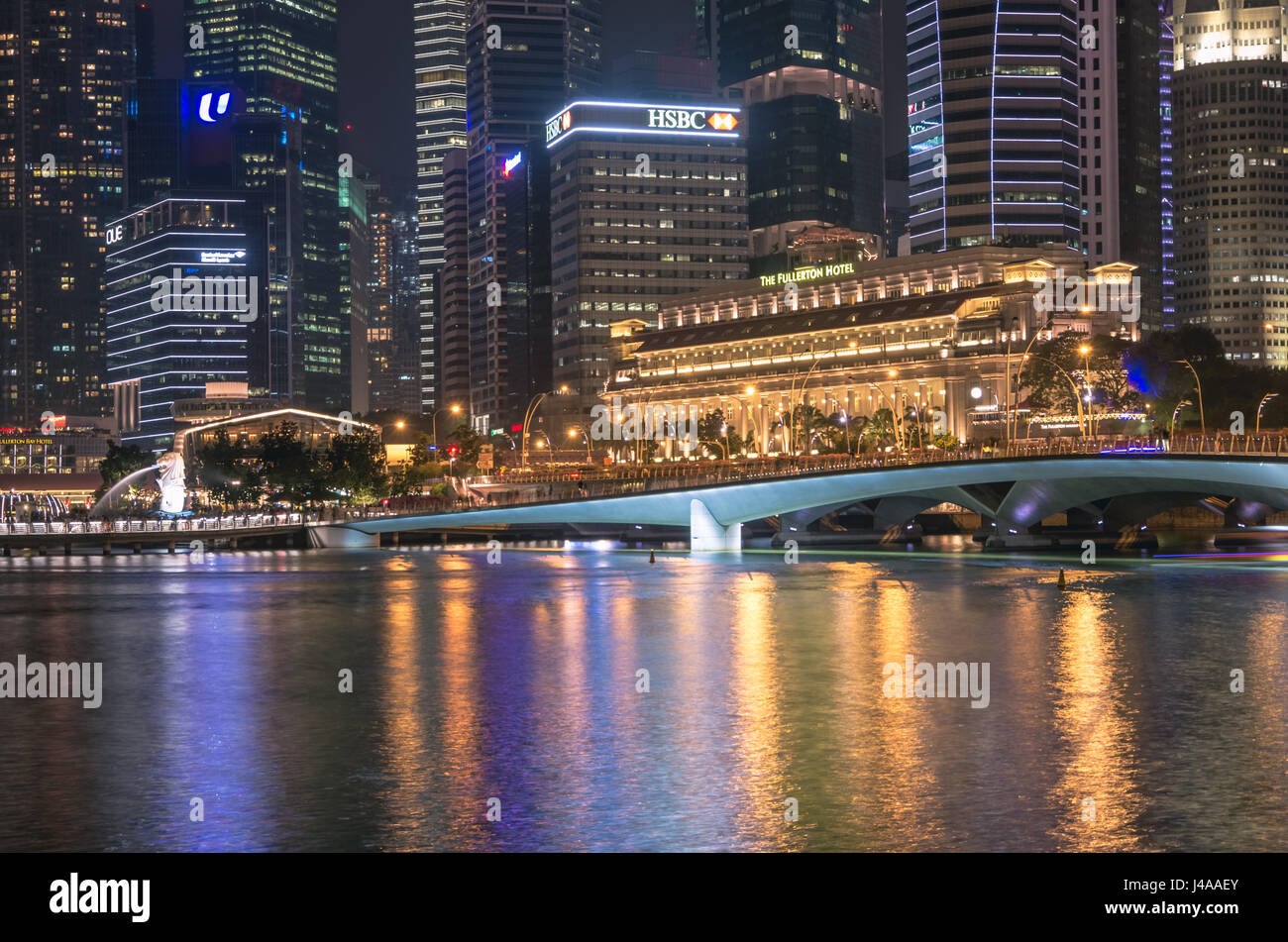 Singapur bei Nacht Stockfoto