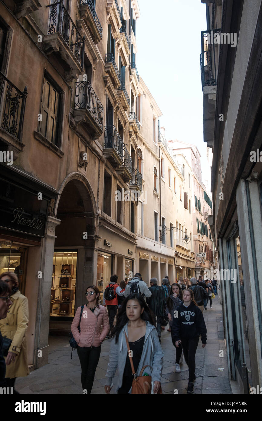 Straße in Venedig Stockfoto