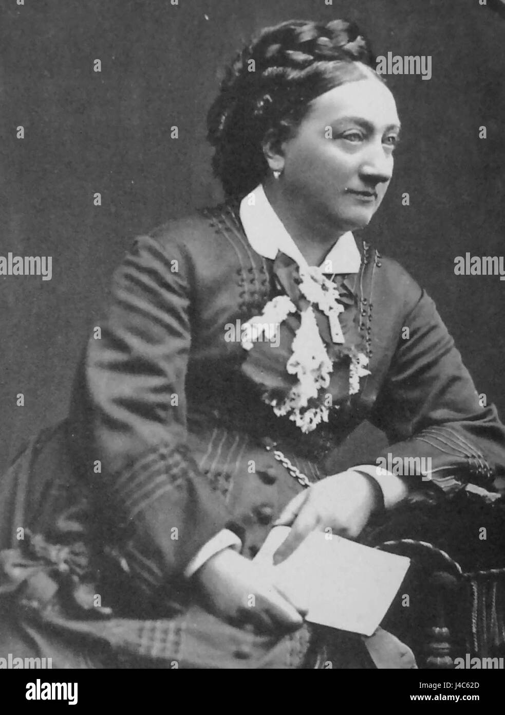 Prinzessin Alexandrine von Baden war eine deutsche Adlige, geboren als Tochter des Großherzogs Leopold von Baden. Später wurde sie durch ihre Heirat Herzogin von Sachsen Coburg und Gotha. Ihre Rolle in der europäischen Aristokratie ist durch ihre edle Abstammung und die Ehe in eine prominente Familie geprägt. Stockfoto