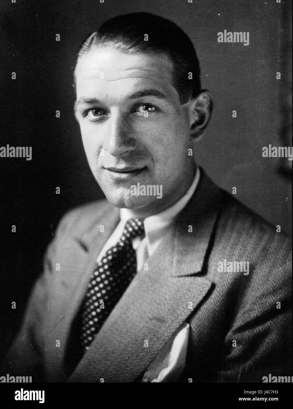 Raymond Sommer war ein französischer Rennfahrer, der für seine Erfolge im Grand Prix-Rennen im frühen 20. Jahrhundert bekannt war, einschließlich seiner Teilnahme an prestigeträchtigen Veranstaltungen wie dem Grand Prix von Frankreich. Stockfoto