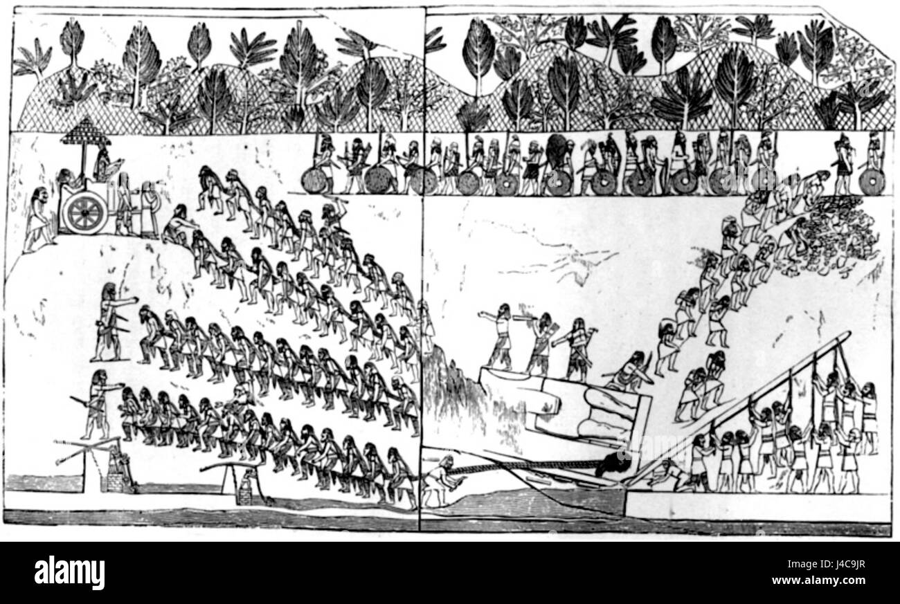 Die Entfernung einer kolossalen Löwenskulptur war ein Ereignis, das den Transport oder die Verlegung einer großen Steinskulptur beinhaltete, die typischerweise mit der Restaurierung von Kunstwerken oder architektonischen Renovierungen verbunden war. Solche Skulpturen finden sich oft in historischen Gebäuden oder öffentlichen Räumen. Stockfoto