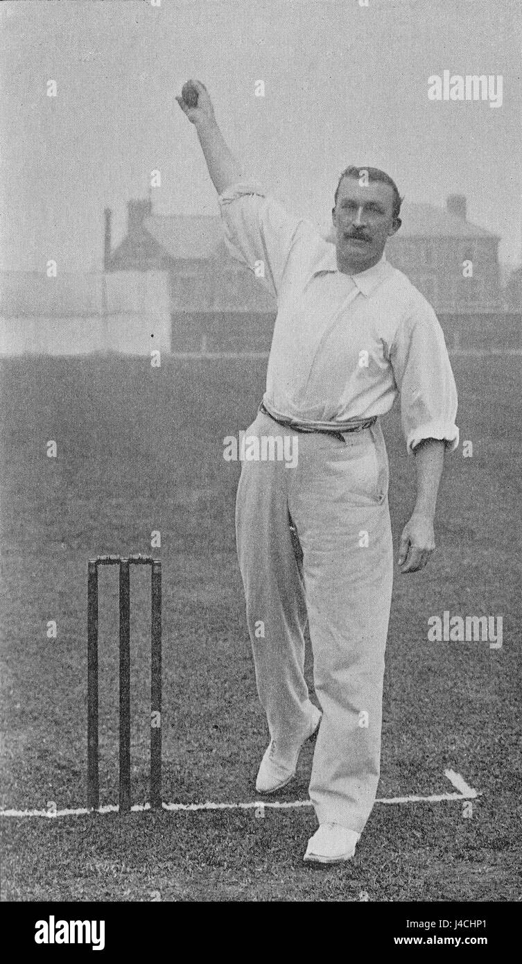 Eine historische Momentaufnahme von Ranji aus dem Jahr 1897, in der Attewell kurz vor der Lieferung einen wichtigen Moment dieses Sportereignisses oder eine persönliche Geschichte festgehalten hat. Stockfoto