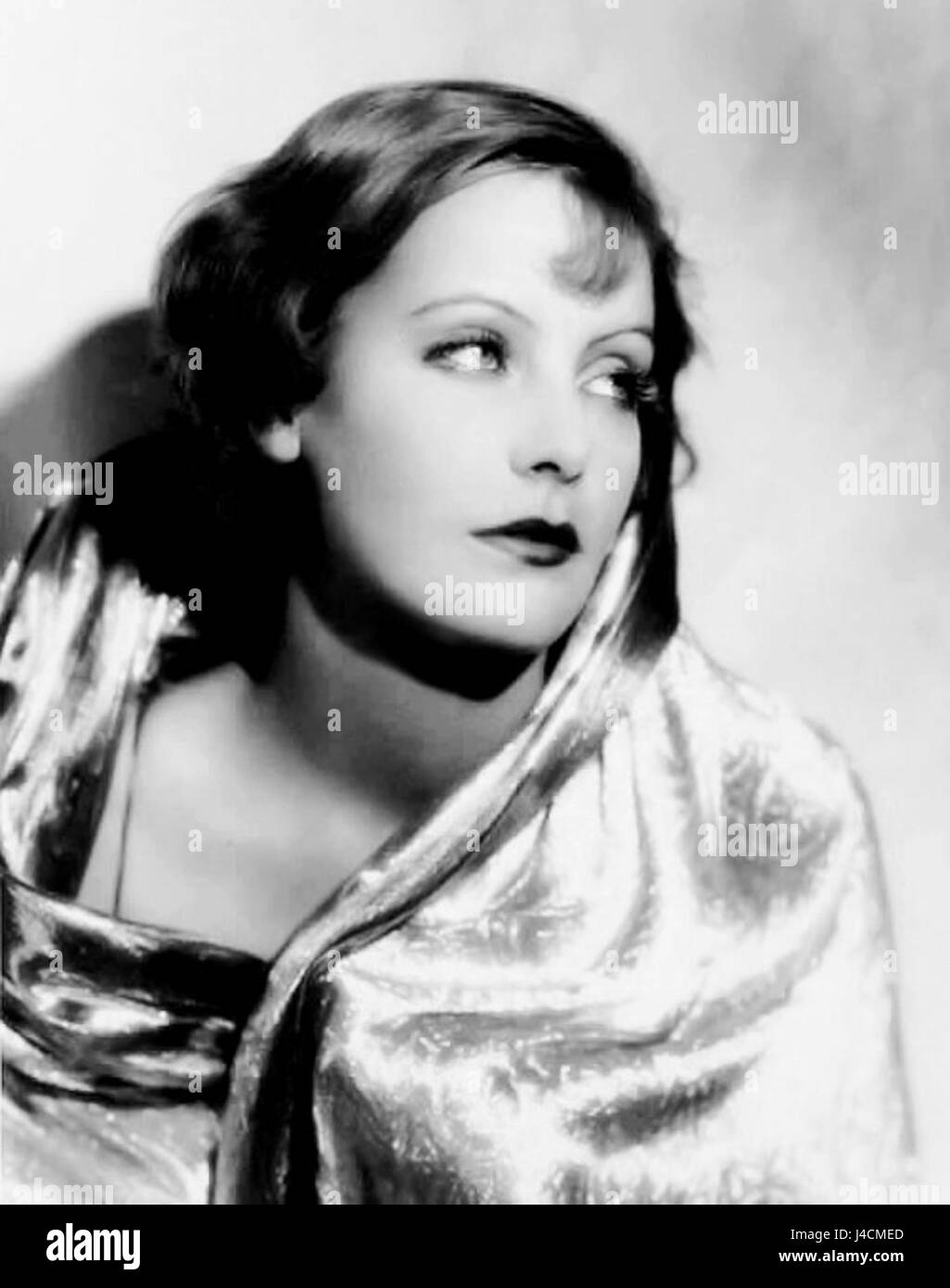 RH Louise Garbo20 ist der Name einer bekannten Figur, die möglicherweise in der Mode- oder Unterhaltungsbranche zu einer Marke oder Kollektion gehört, die mit dem Namen Louise Garbo in Verbindung steht. Stockfoto