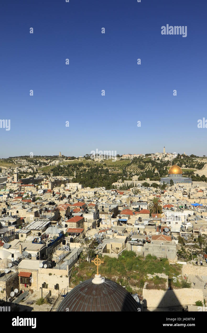 Israel, Altstadt von Jerusalem, eine Ansicht der Tempelberg vom Glockenturm der Kirche des Erlösers, Ölberg und Mount Scopus sind im Hintergrund Stockfoto
