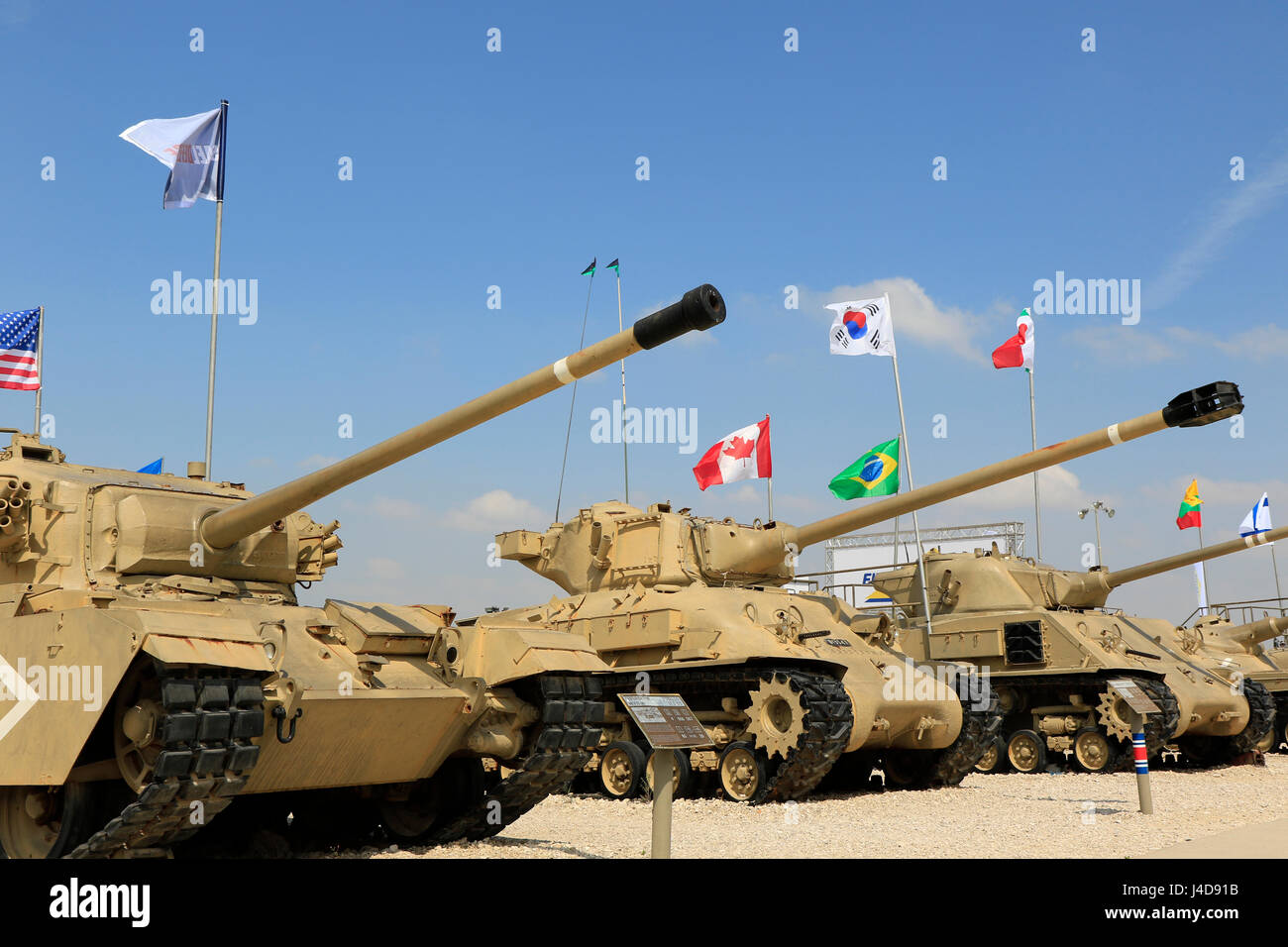 Israel, Panzer auf dem Display auf der Armored Corps Gedenkstätte und Museum in Latrun Stockfoto