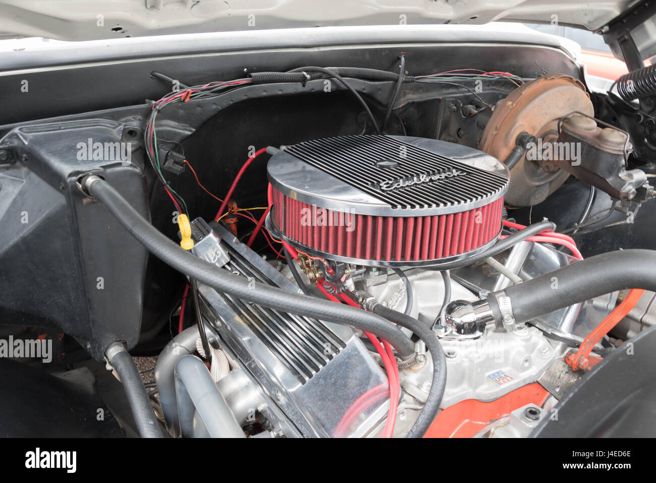 Torrance, USA – 5. Mai 2017: GMC C15 LB pickup Motor 1970 auf dem Display während der 12. jährliche Edelbrock Car Show. Stockfoto