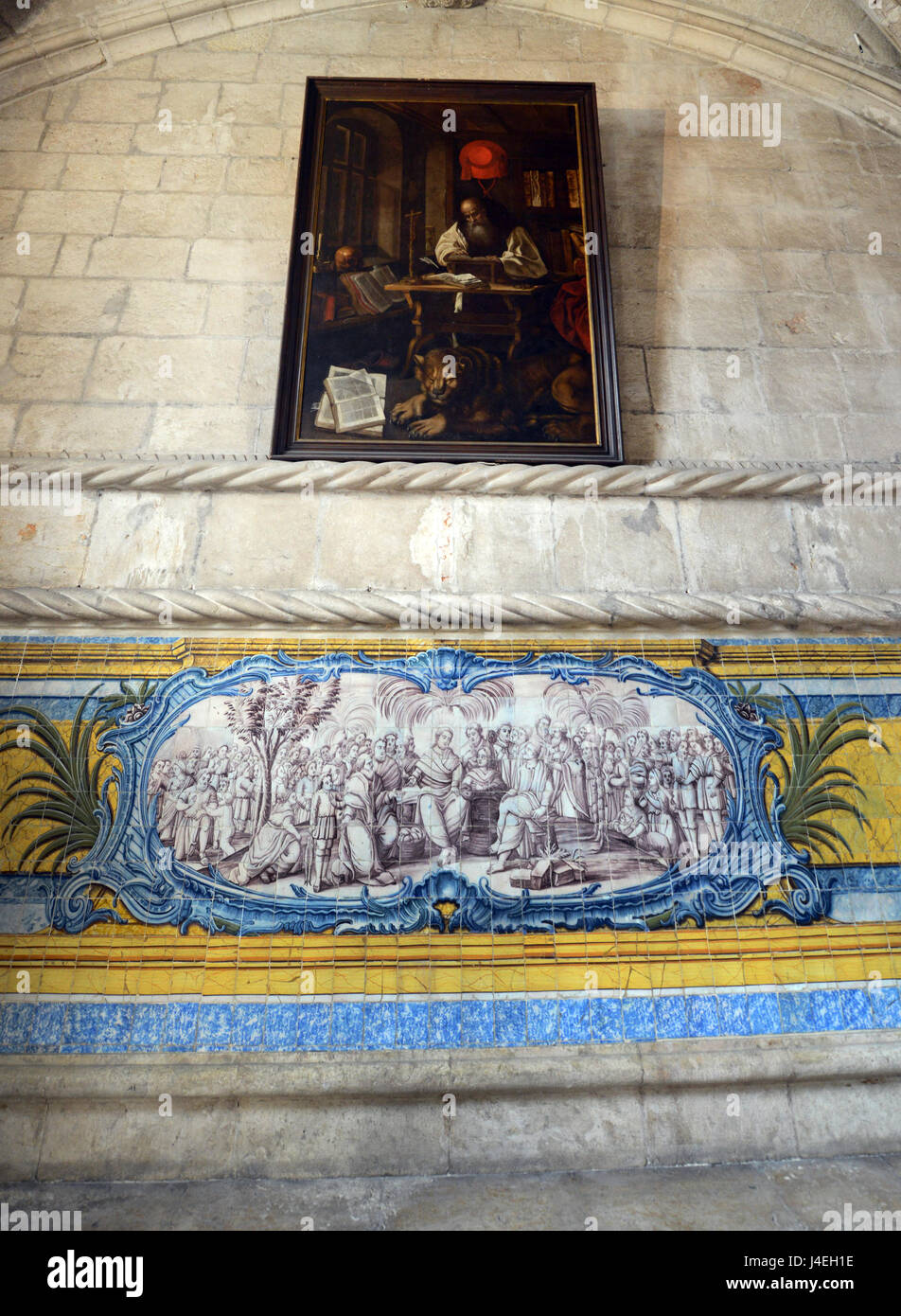 Portugiesische Keramik Gemälde schmücken die Innenräume der Jerónimos Kloster in Belem, Lissabon. Stockfoto