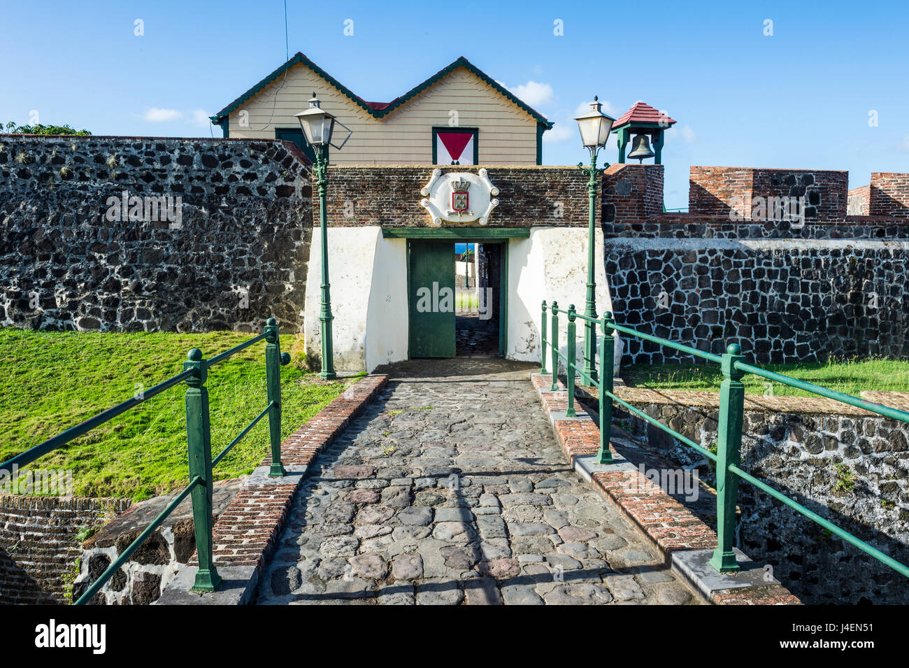 Eingang des Fort Oranje, Oranjestad, Hauptstadt von St. Eustatius, Statia, Niederländische Antillen, West Indies, Karibik Stockfoto