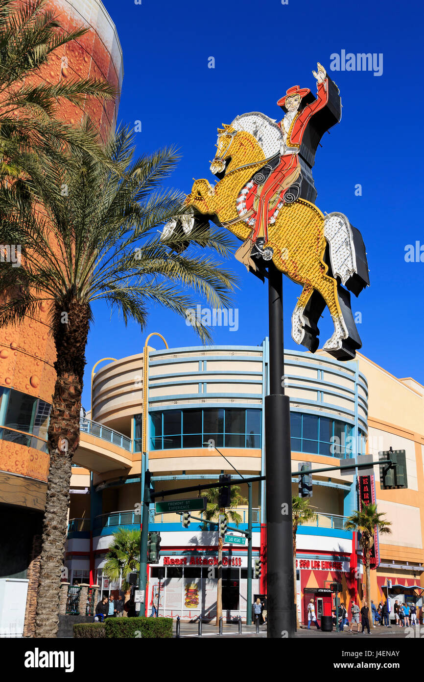 Neon Cowboy, Fremont Street, Las Vegas, Nevada, Vereinigte Staaten von Amerika, Nordamerika Stockfoto
