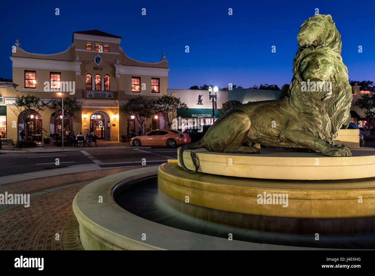 Historischen San Marco Wasser Löwenbrunnen zur blauen Stunde, Jacksonville, Florida Stockfoto