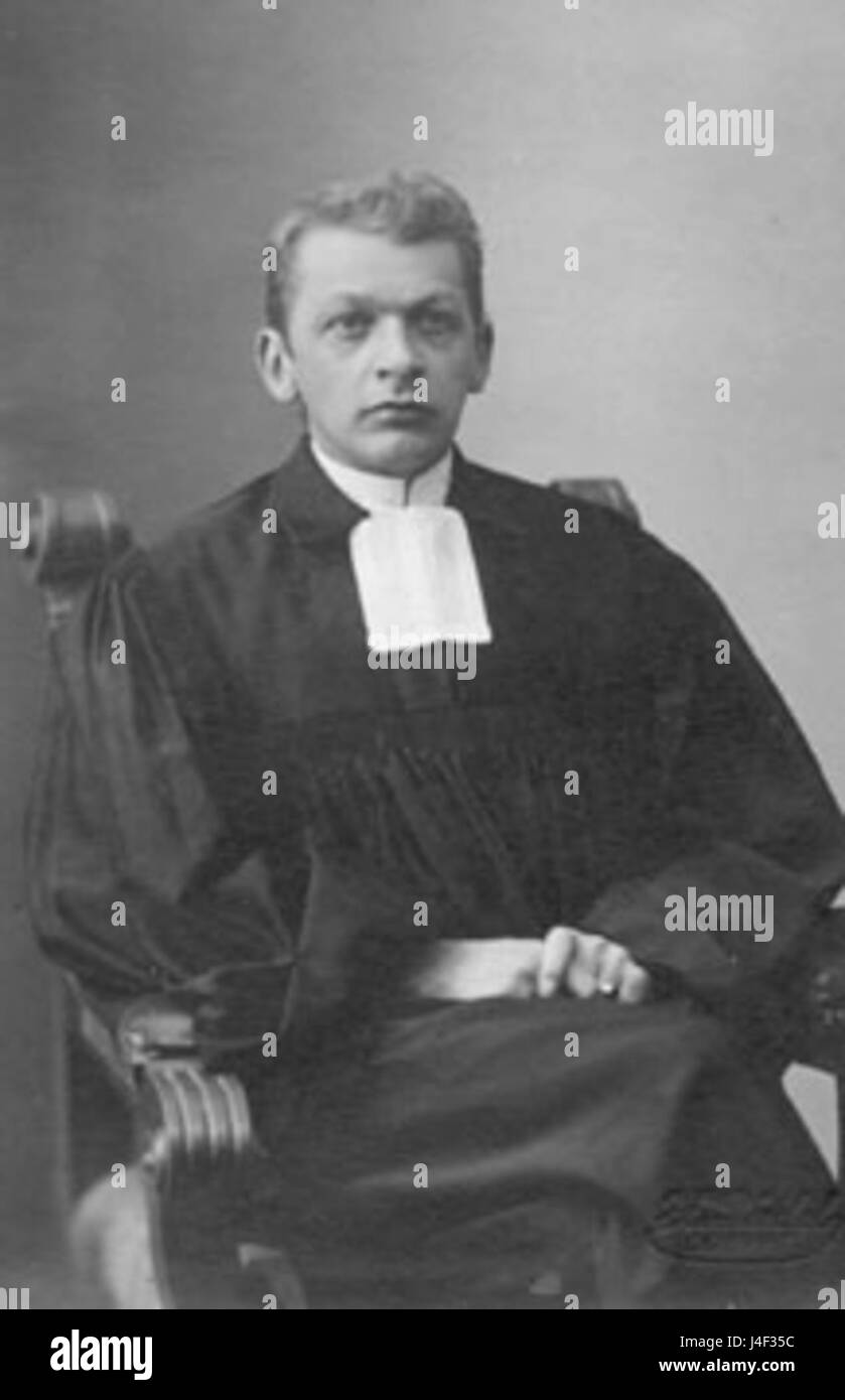 Adalbert Stromberg war eine prominente Figur der deutschen Kunst des frühen 20. Jahrhunderts, bekannt für seine Werke, die modernistische und expressionistische Stile widerspiegeln. Sein Einfluss erstreckte sich auf die Bereiche Design, Skulptur und bildende Kunst. Stockfoto