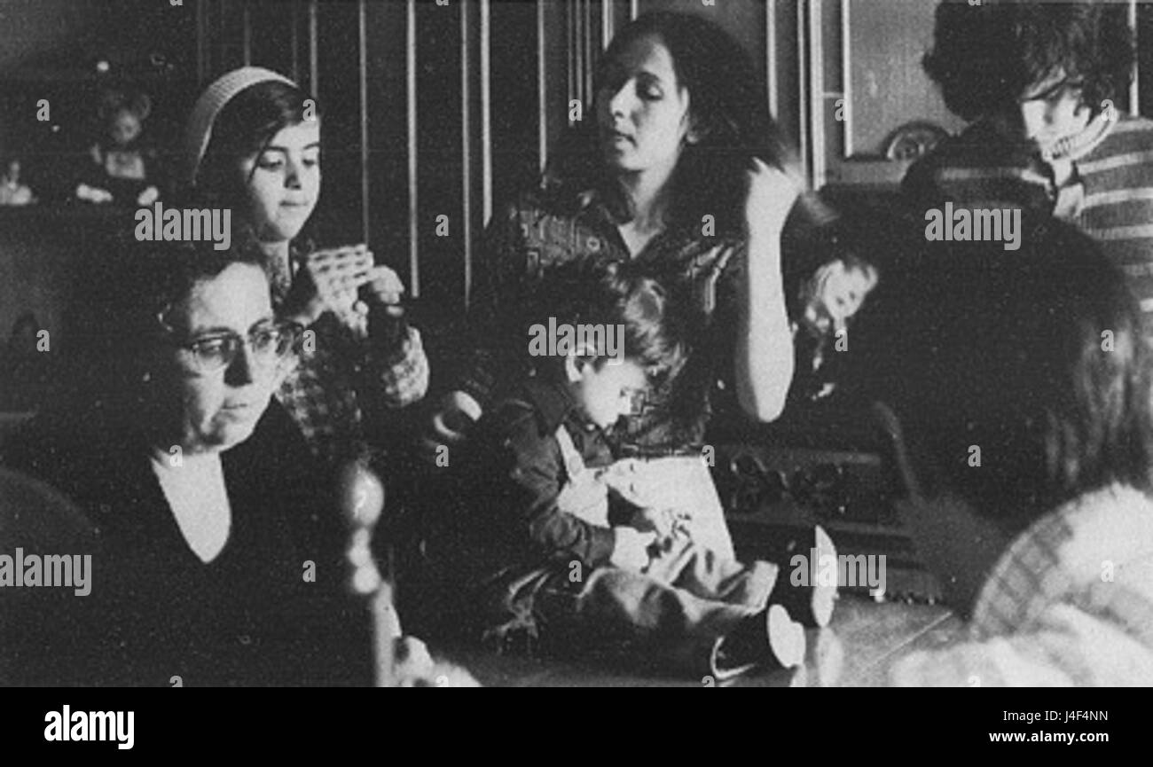 Dies bezieht sich auf die Welle kalabrischer Einwanderer, die sich 1973 in Turin, Italien, niederließen und zur kulturellen und demografischen Landschaft der Region beitrugen. Stockfoto