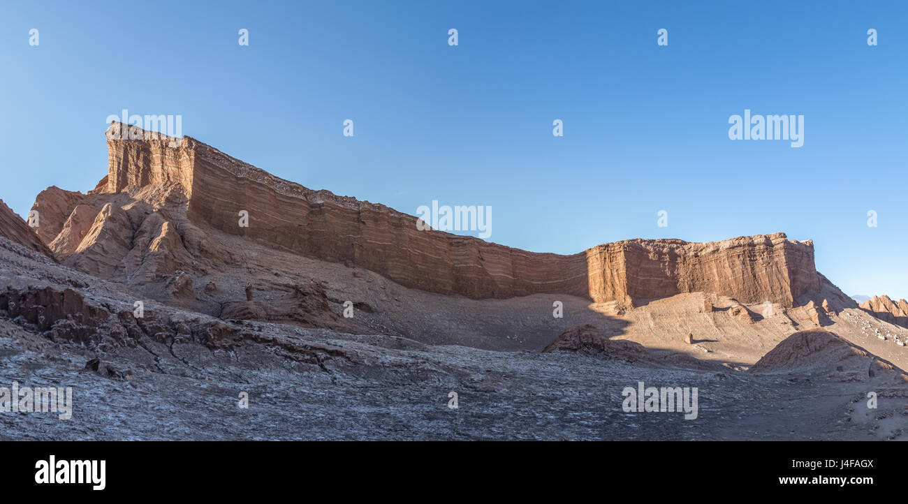Panorama des Amphitheaters Bildung an das Mondtal - Atacama-Wüste, Chile Stockfoto