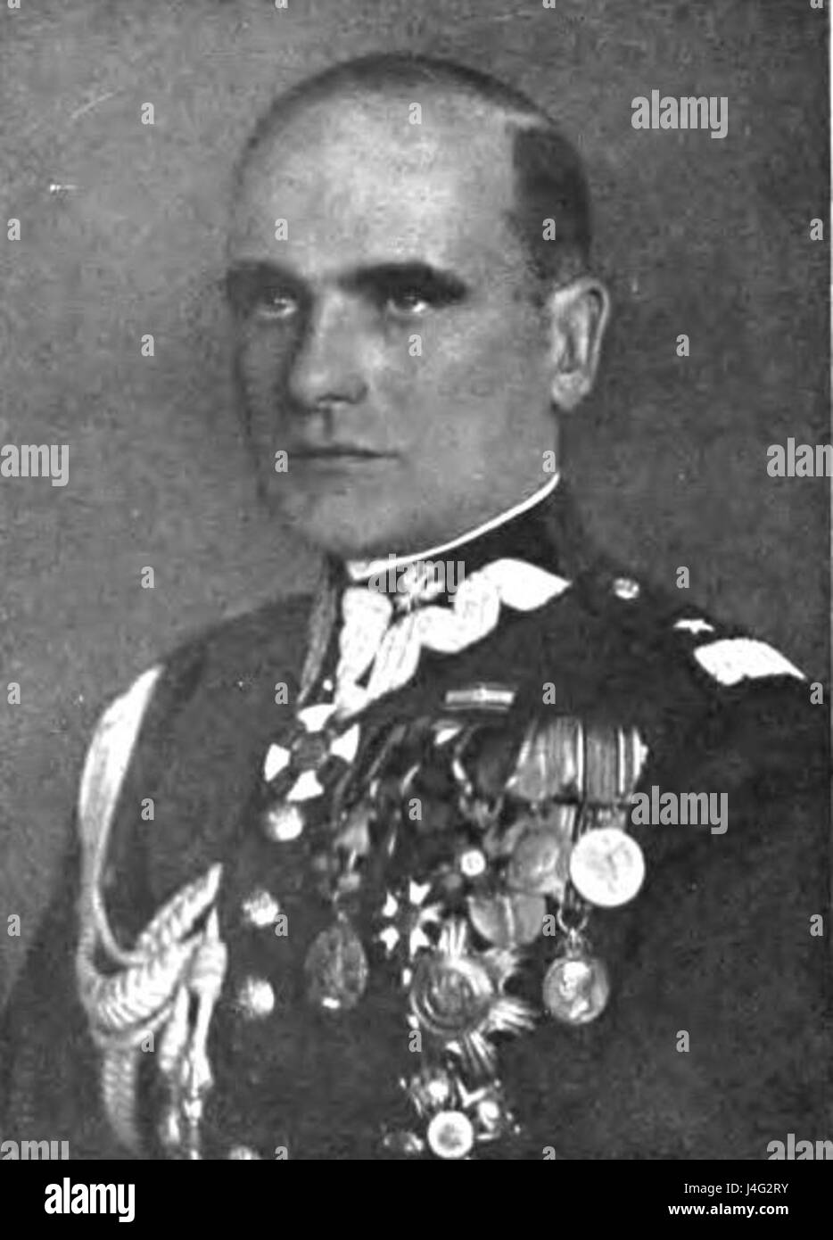 Sergiusz Zahorski war ein polnischer Künstler, dessen Arbeiten sich auf die Darstellung von Landschaften und Figuren konzentrierten, wobei der Schwerpunkt auf Realismus und Liebe zum Detail lag. Seine Gemälde haben oft ländliche Szenen und menschliche Motive in ihrer natürlichen Umgebung erfasst. Stockfoto