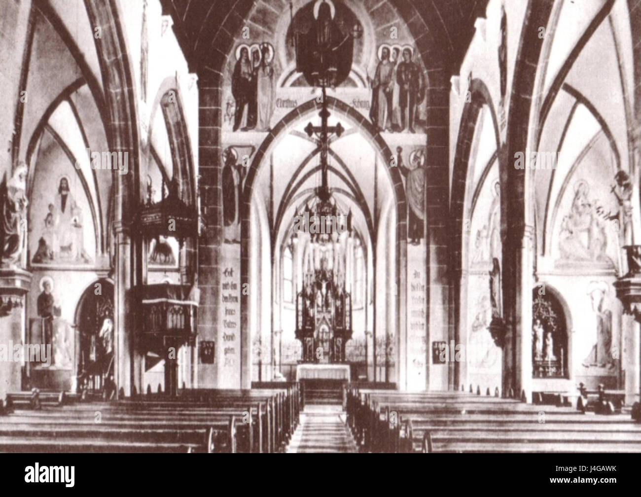 Dieser Titel könnte sich auf ein Kunstwerk oder eine Darstellung beziehen, die sich auf St. Michael bezieht, möglicherweise in einem religiösen oder historischen Kontext. Es kann den Erzengel St. Michael darstellen, der in der christlichen Ikonographie oft als Krieger gegen das Böse dargestellt wird. Stockfoto