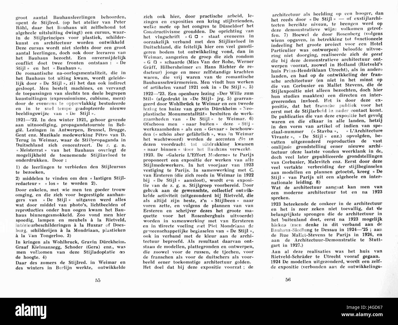 Dies ist eine Ausgabe der Designzeitschrift *Stijl* mit Seiten 55-56 aus Band 7, Nummer 79-84. Die Publikation behandelt moderne Kunst- und Designtrends mit Schwerpunkt auf niederländischen und internationalen Bewegungen. Stockfoto