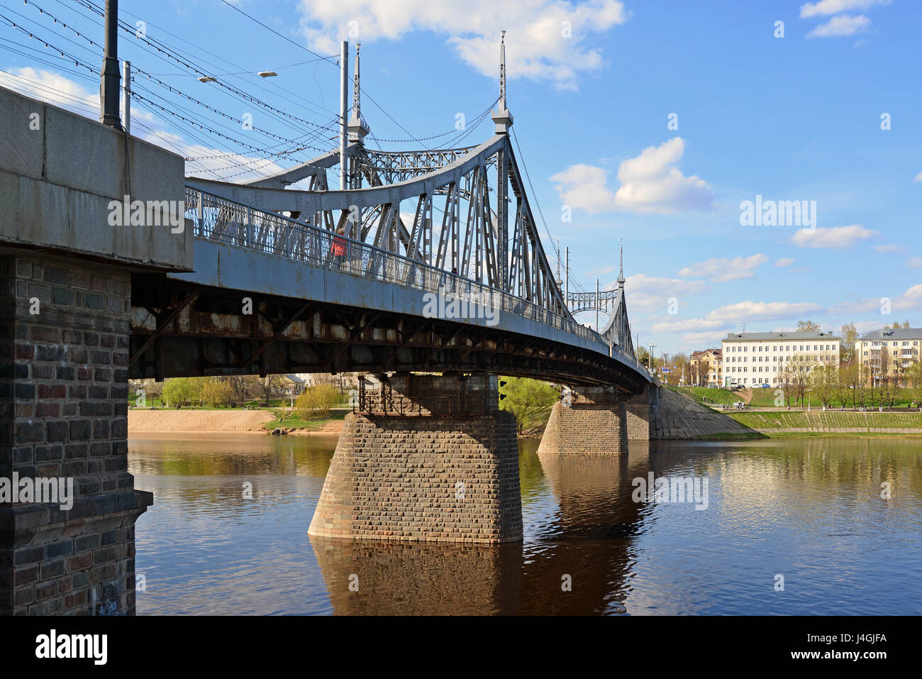 Starovolzhsky Straßenbrücke über die Wolga in TheTver, Russland Stockfoto