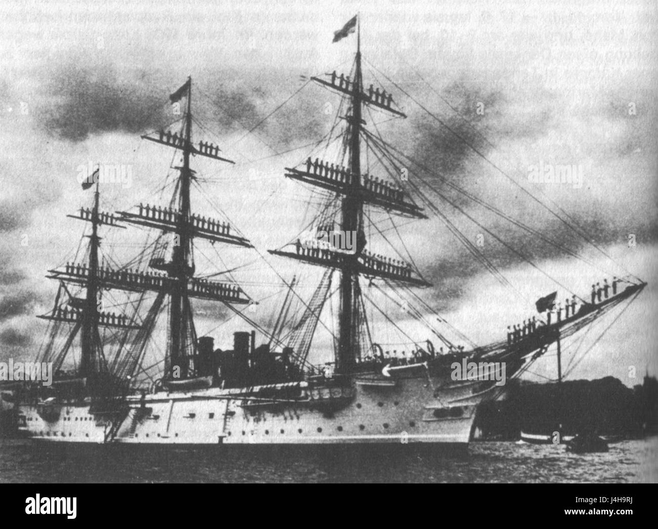 Die SMS Charlotte war ein deutsches Kriegsschiff, das 1885 in Dienst gestellt wurde. Sie spielte eine wichtige Rolle bei den Marineoperationen Ende des 19. Jahrhunderts und diente in der kaiserlichen deutschen Marine, die für ihre technischen und militärischen Beiträge bekannt war. Stockfoto