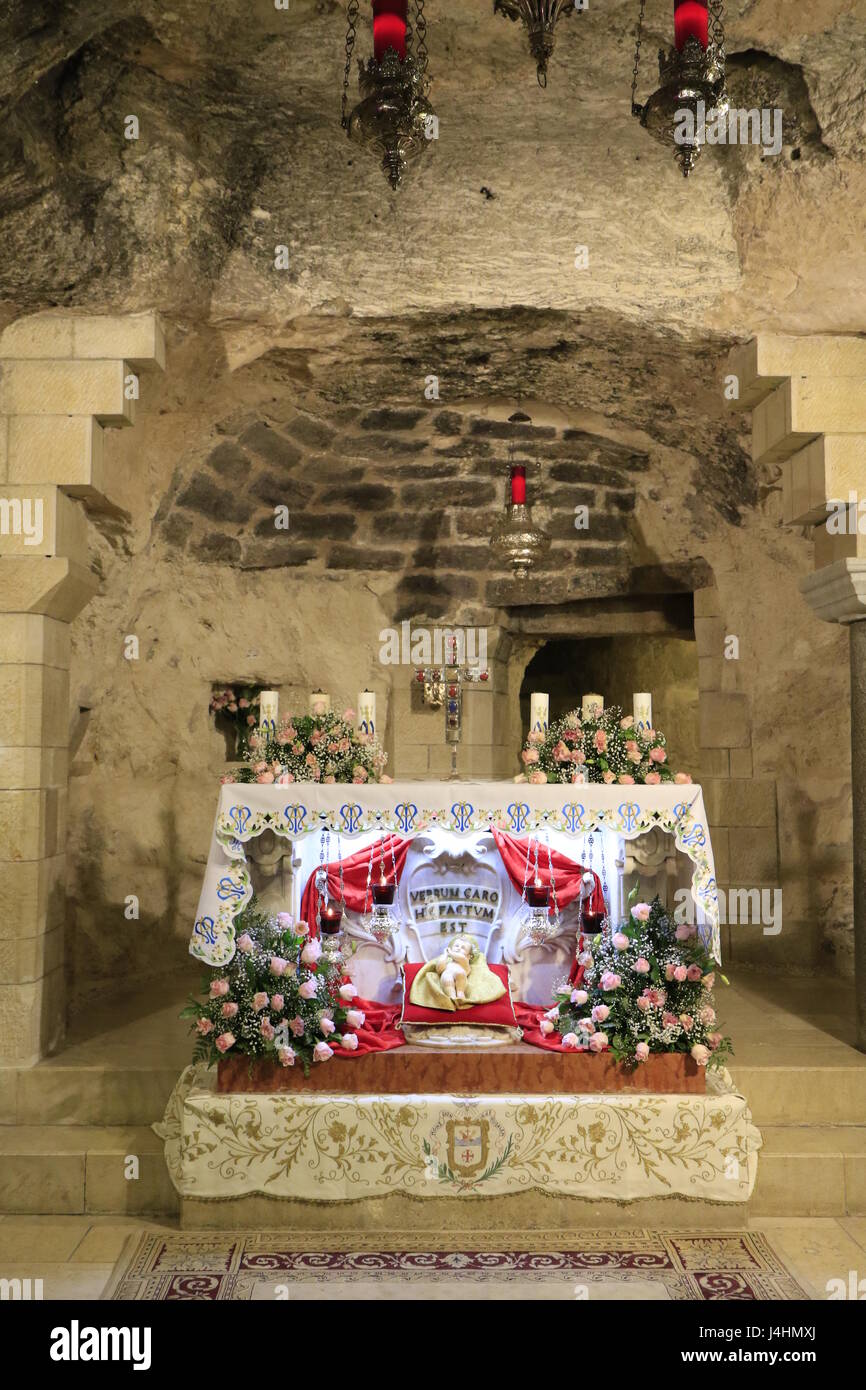 Israel, Nazareth, die Grotte der Verkündigung in der Kirche der Mariä Verkündigung am Weihnachtstag Stockfoto