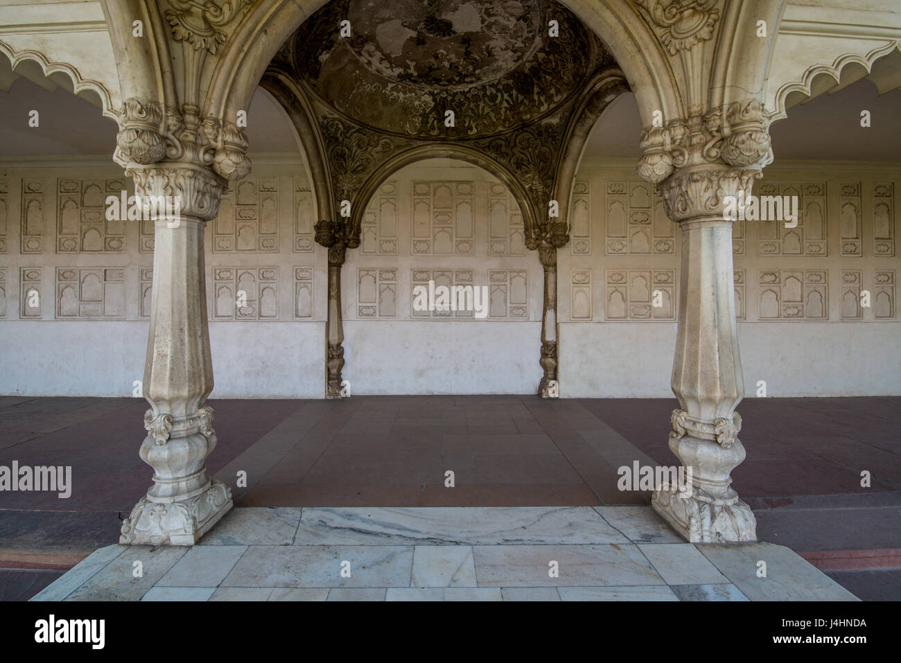 Dekosäulen das Agra Fort in Agra, Indien gelegen. Stockfoto