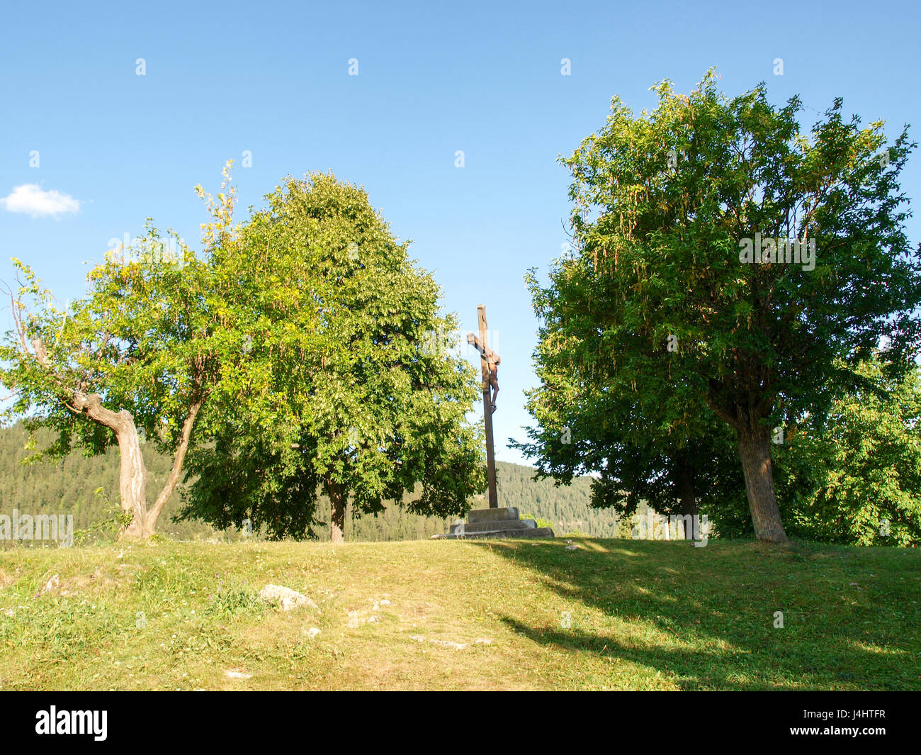 Frankreich: Kreuz mit Christus im öffentlichen park Stockfoto