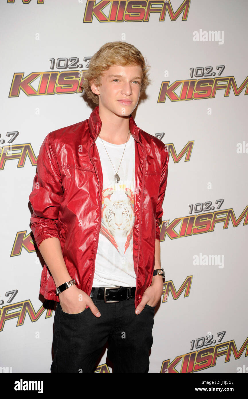 Cody Simpson kommt bei den roten Teppich für KIIS FM Wango Tango 2011 im Staples Center im 14. Mai 2011 in Los Angeles, Kalifornien. Stockfoto