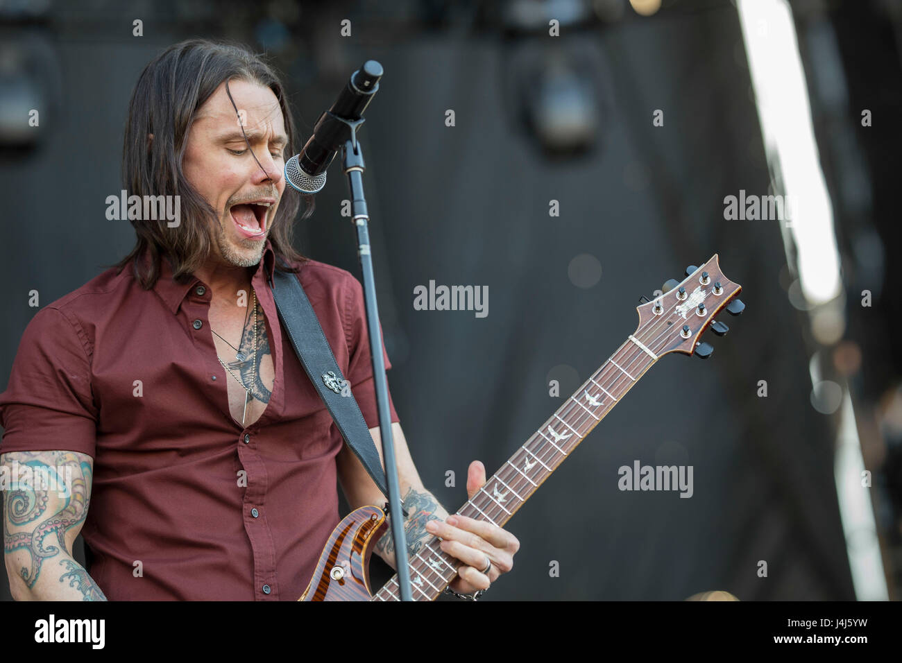 Myles Kennedy führt auf 2017 Beale Street Music Festival in Tom Lee Park in Memphis, Tennessee am 7. Mai 2017. Stockfoto