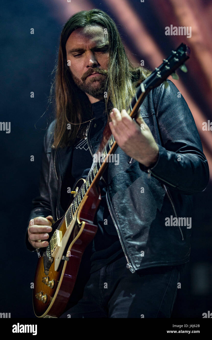 Chris Traynor, führt Gitarrist für Bush auf 2017 Beale Street Music Festival in Tom Lee Park in Memphis, Tennessee am 7. Mai 2017. Stockfoto