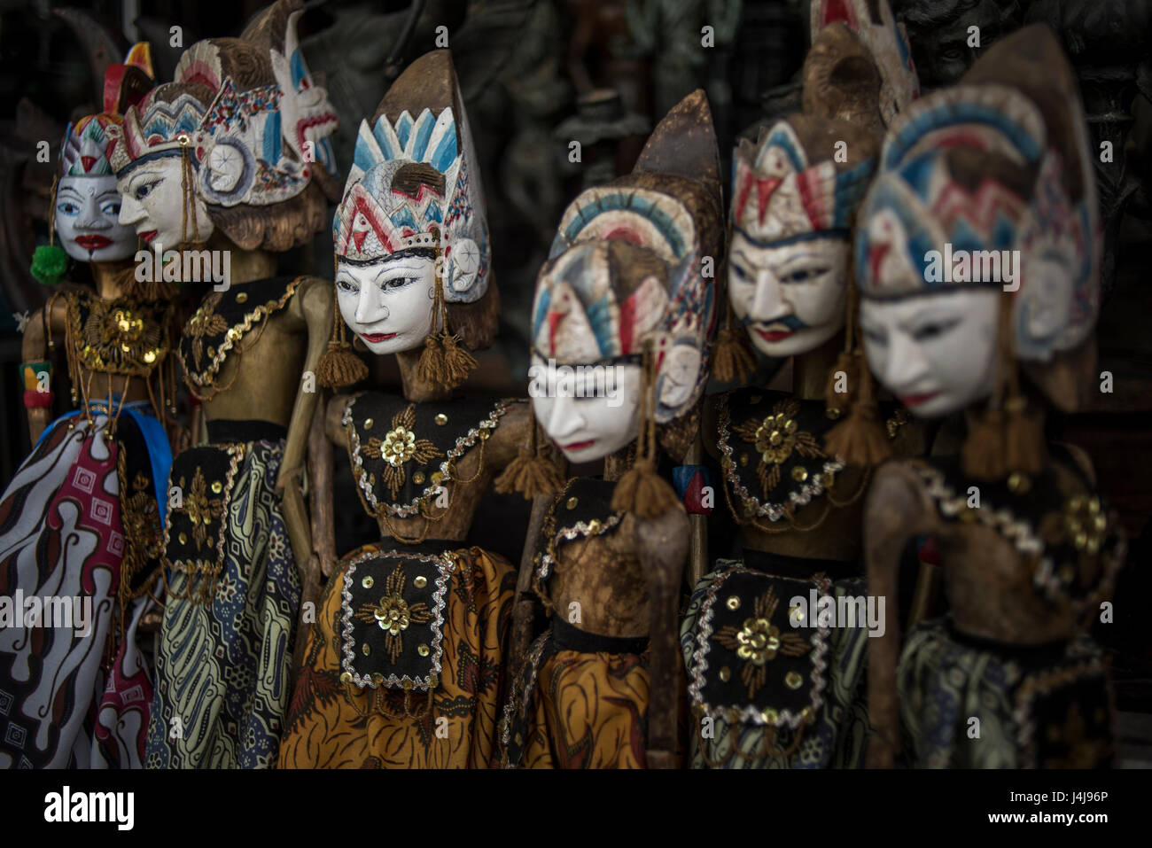 Traditionelle Holzpuppen (Wayang Golek) von Java, Indonesien. Stockfoto