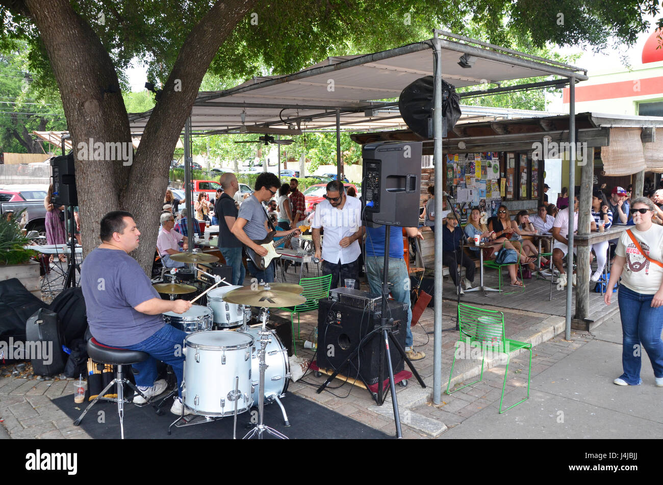 eine Band spielt live-Musik auf s Congress Ave Austin Texas Stockfoto
