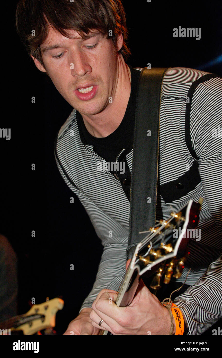 Zach Filkins von OneRepublic erklingt in der House of Blues am Sonnenuntergang in West Hollywood, Ca. Stockfoto