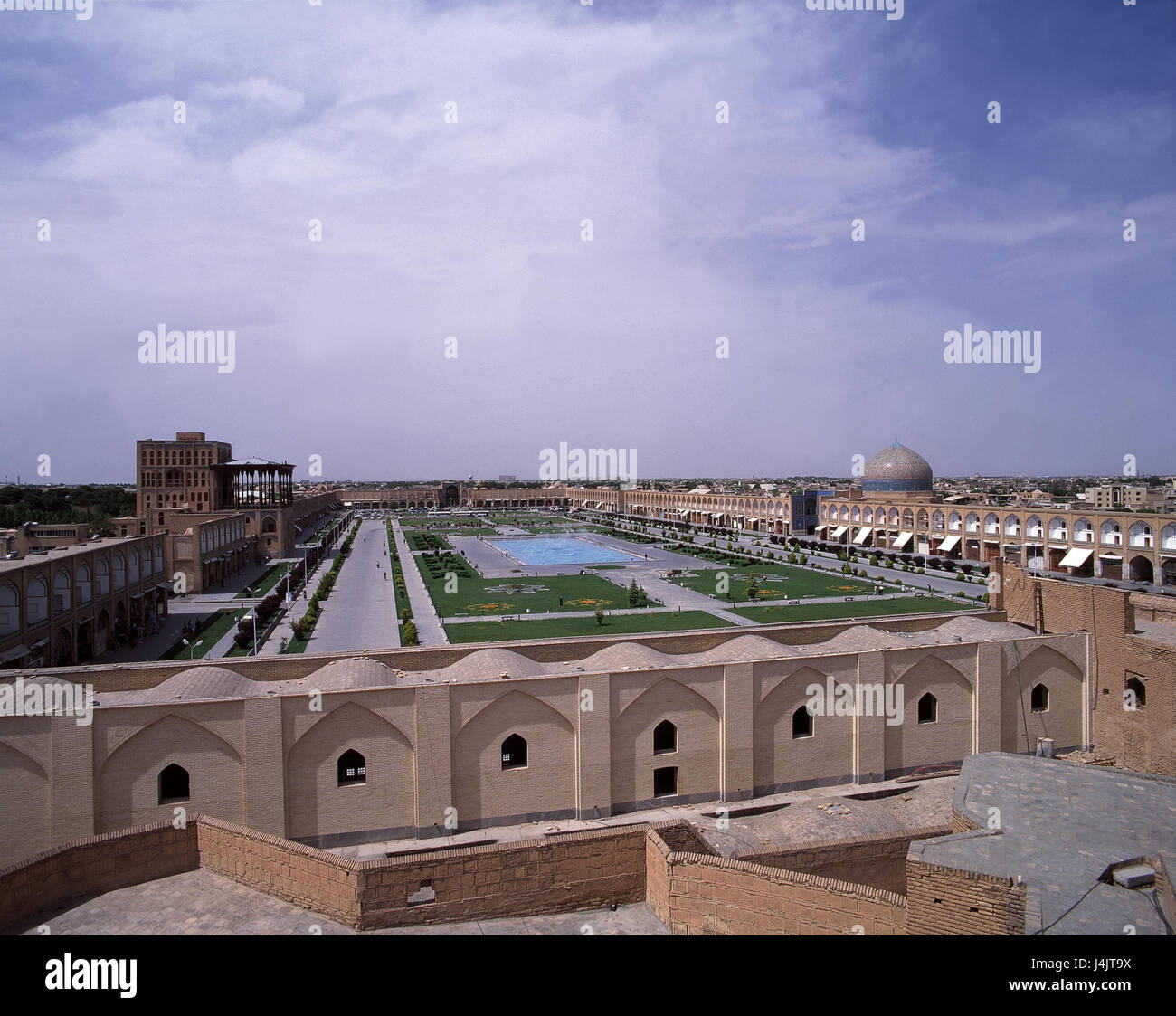 Iran, Isfahan, Schlossanlage, Moscheen außerhalb, Park, Park, Lotfollah-Moschee, Frauen Moschee, Imam der Moschee, Moschee, Kirche, islamische, Anbetung statt, Übersicht Stockfoto