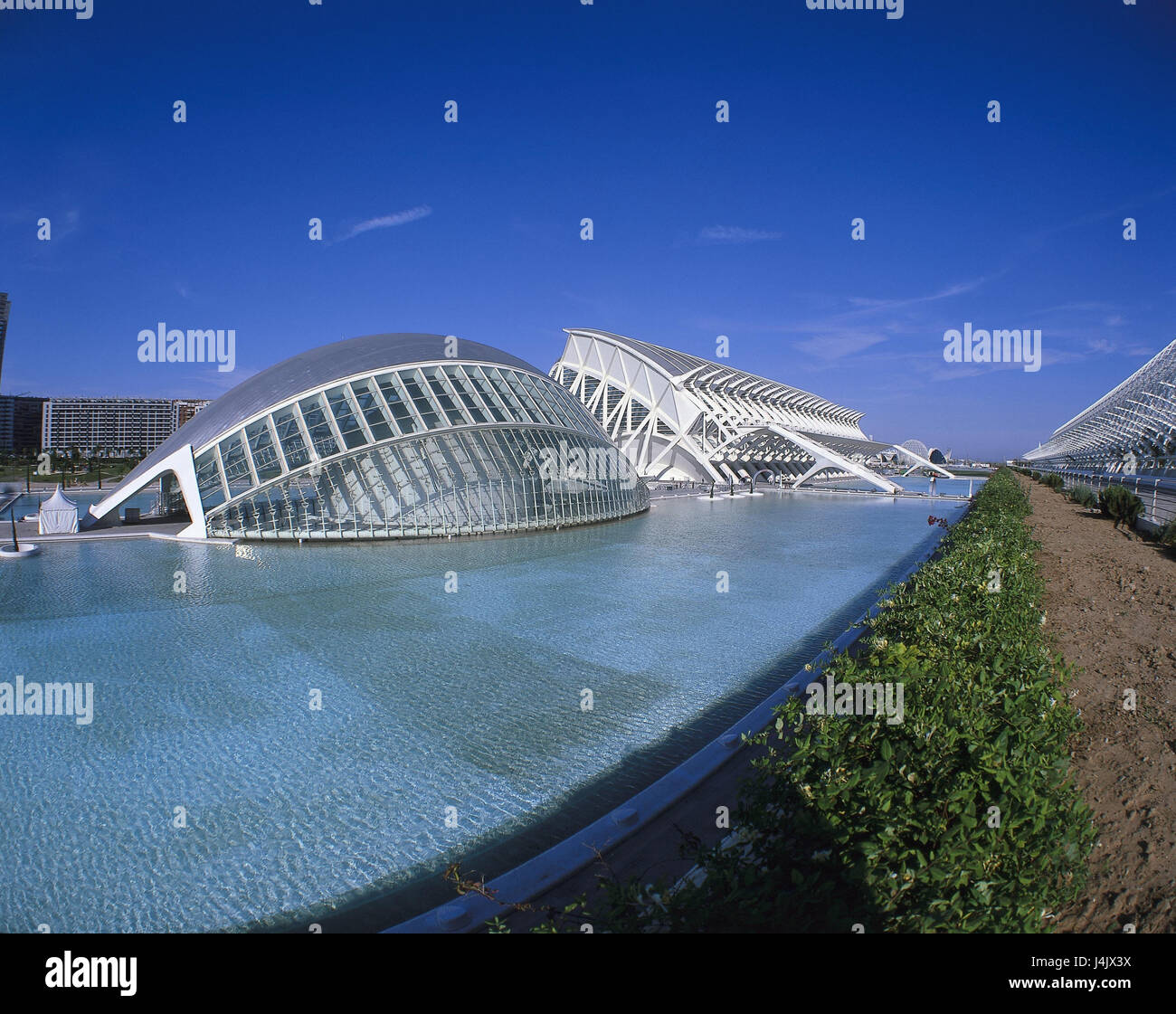 Spanien, Valencia, "Ciudad de las Artes Y las Ciencias, Planetarium, Wissenschaftsmuseum außerhalb Provinzhauptstadt,"Stadt der Künste und Wissenschaften", Strukturen, Architektur, moderne, Architekten Santiago Calatrava, CAC, Calatrava Stadt, Erlebnispark,"Museo de Las Ciencias Príncipe Felipe', "Hemisferic" Stockfoto