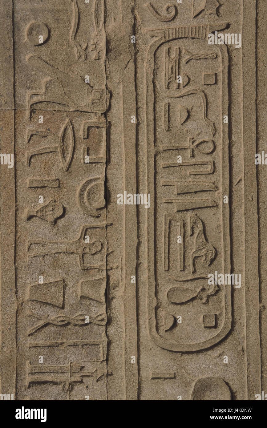 Ägypten, Edfu, Horus Tempel, Wandreliefs, Hieroglyphen innen Afrika