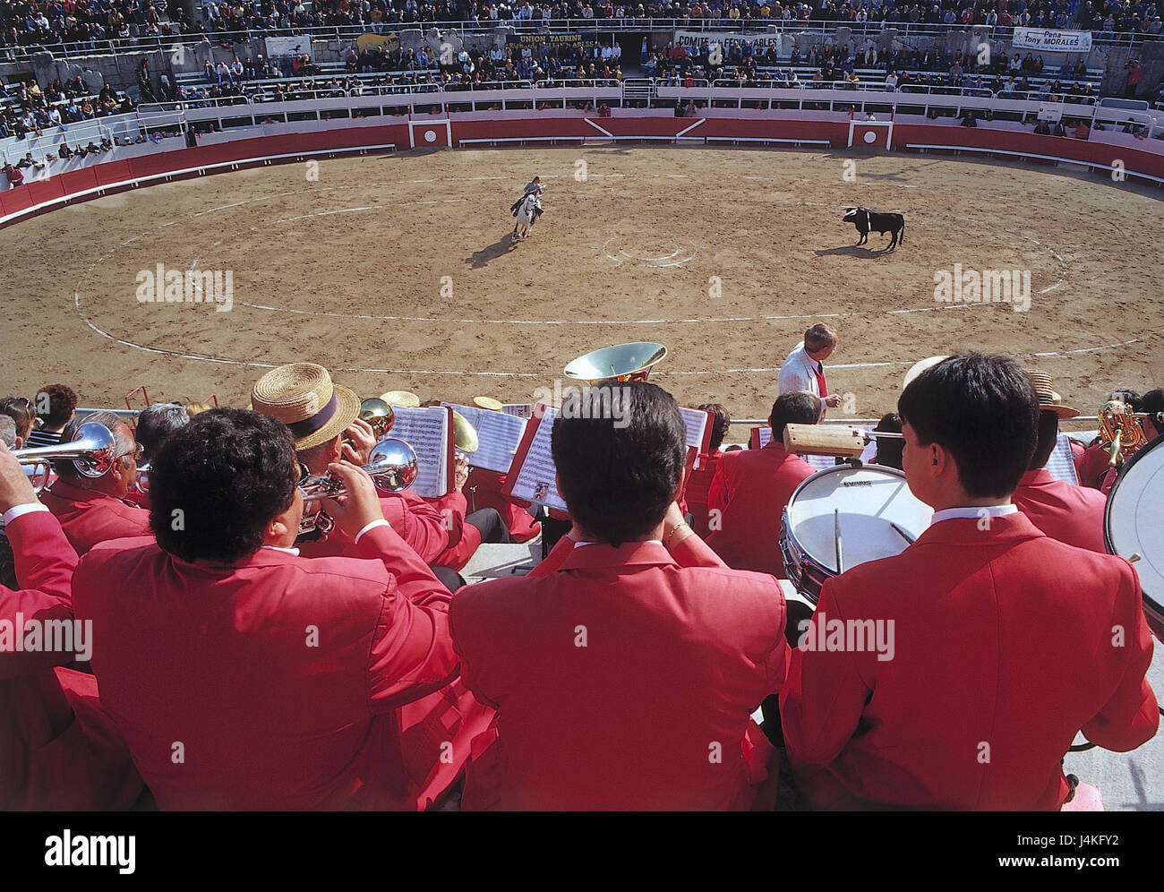 Frankreich, Bouches du Rhone, Arles, 'Feria Pascale', Stierkampf, Band fest, Tradition, Stierkampfarena, Arena, Stockfoto