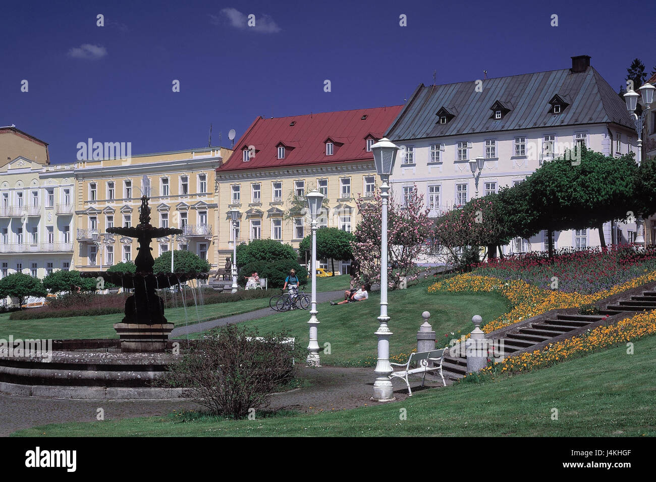 Tschechische Republik, Marien Bad, Goethe-Platz, Park Tschechien, West Bohemian, Marianske Lazne, Parks, Brunnen, Brunnen, spielen Wasser, Blick auf die Stadt Stockfoto