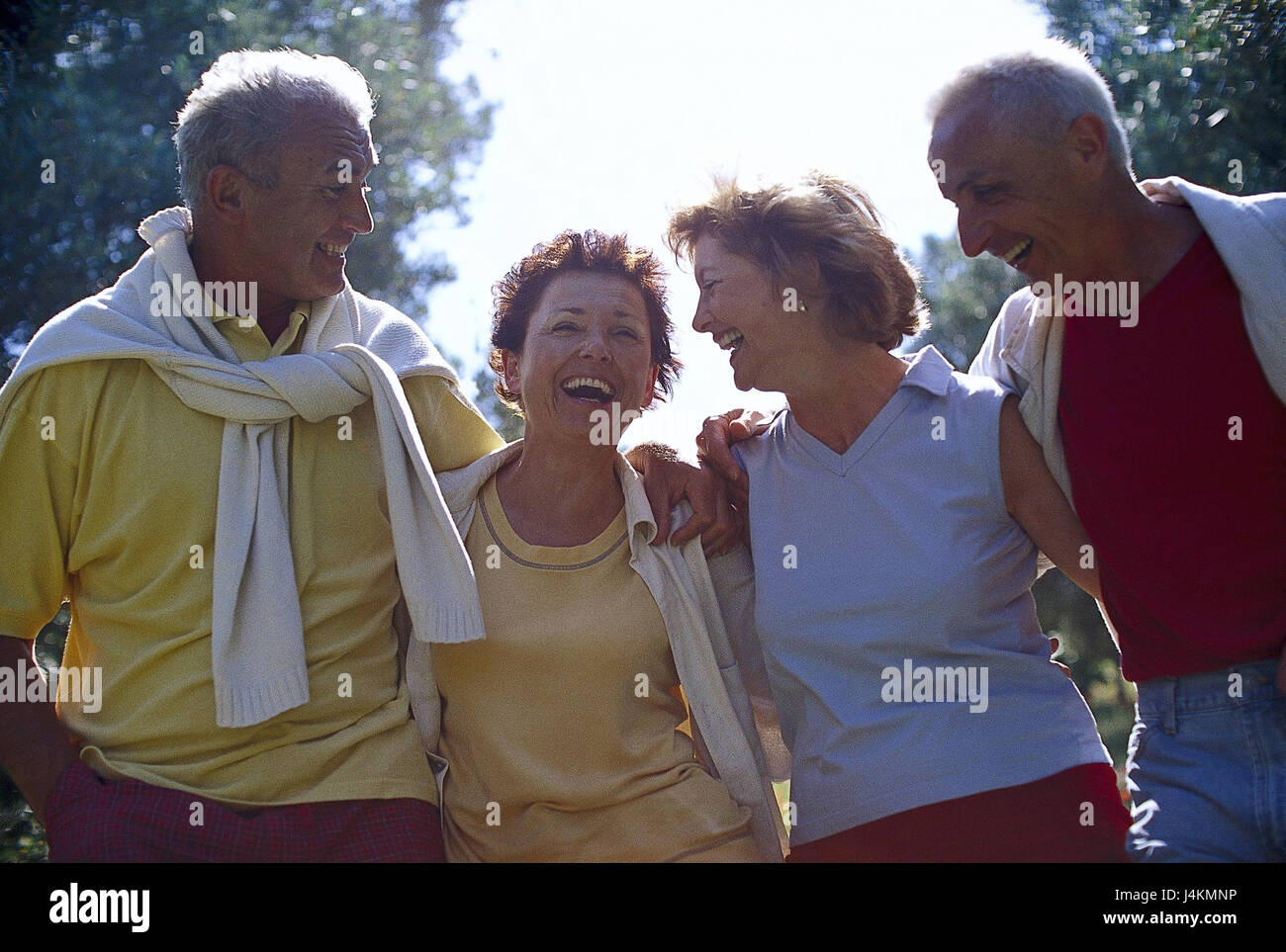 Park Paare Mittleren Alter Mensch Glucklich Sitzen Halbe