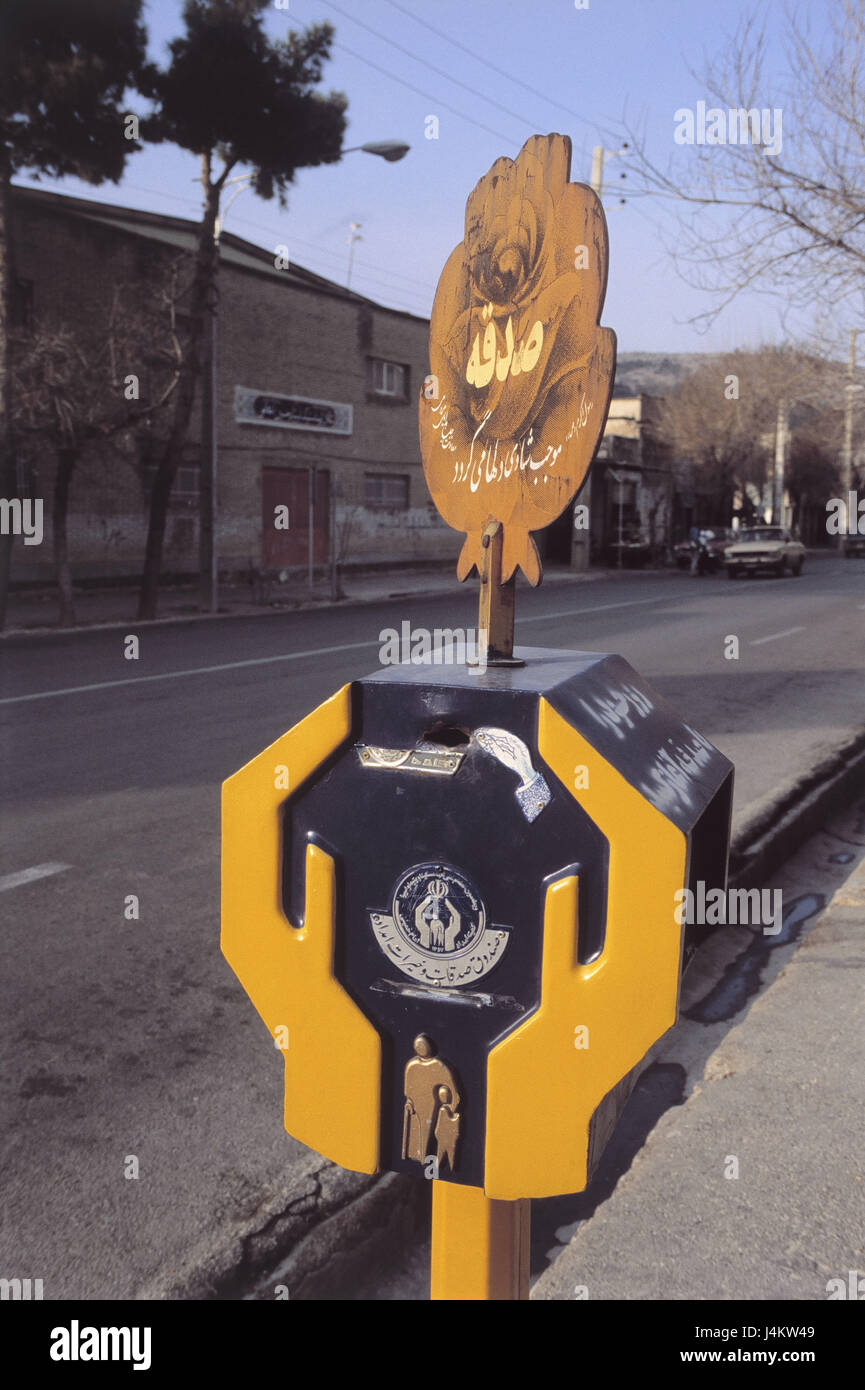 Iran, roadside, donation speaker, relief organisation of the Near East, town, street, speaker, boxes, cases, collective cases, donation money, assistance, donation, charity, sympathy, help, humanitarian, request, insertion of coins Stockfoto
