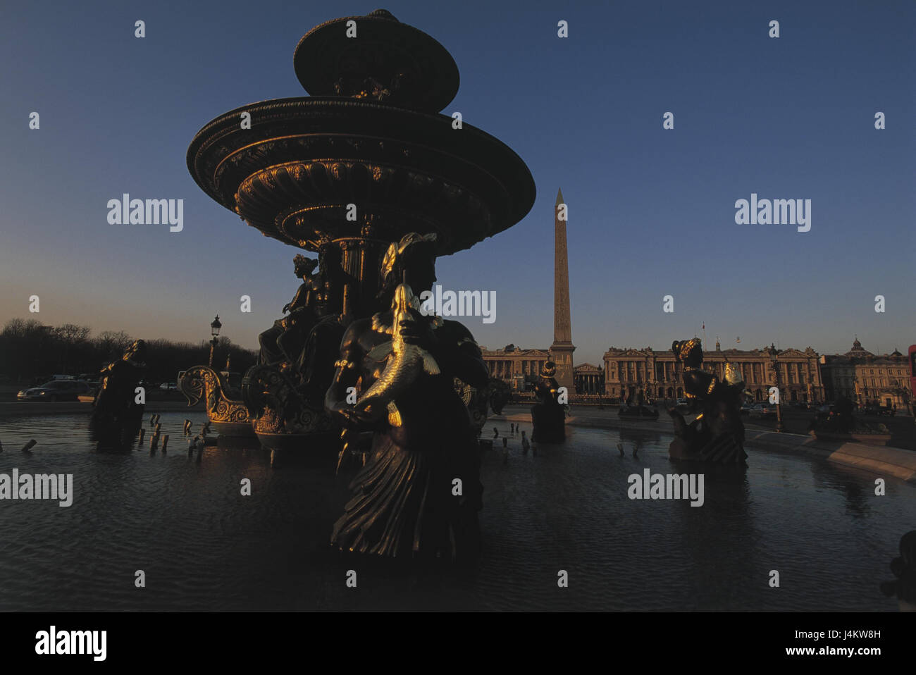 Frankreich, Paris, Place De La Concorde, Brunnen, Obelisk, abends leichte Europa, Hauptstadt, Platz, Platz der Revolution, gut, Spiel von Wasser, sowie Figuren, Skulpturen, Statuen von Jakob Ignaz Hittorf, gut spielen, Wasser, Obelisk von Luxor, Denkmal, Denkmal, Kultur Sehenswertes Stockfoto