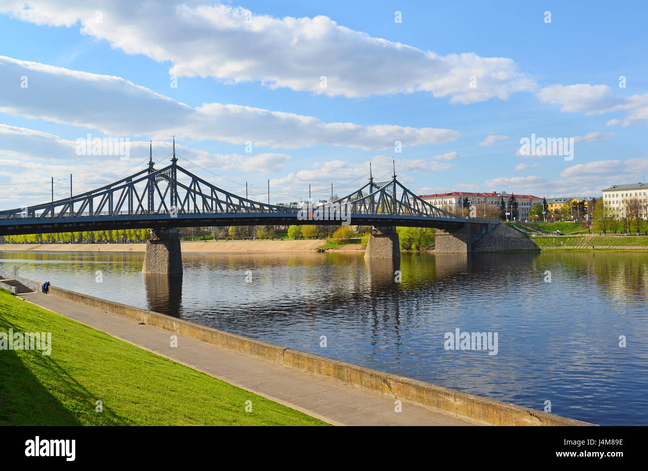 Starovolzhsky Straßenbrücke über die Wolga in Twer, Russland Stockfoto