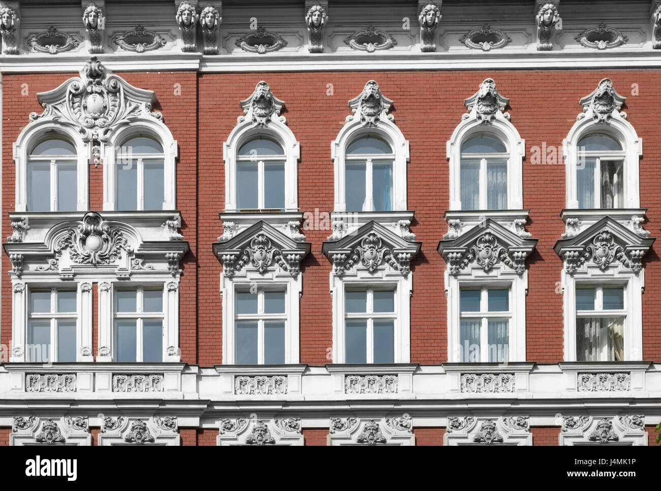 Fassade des historischen Hauses - Wohngebäude Exterieur in Berlin Stockfoto