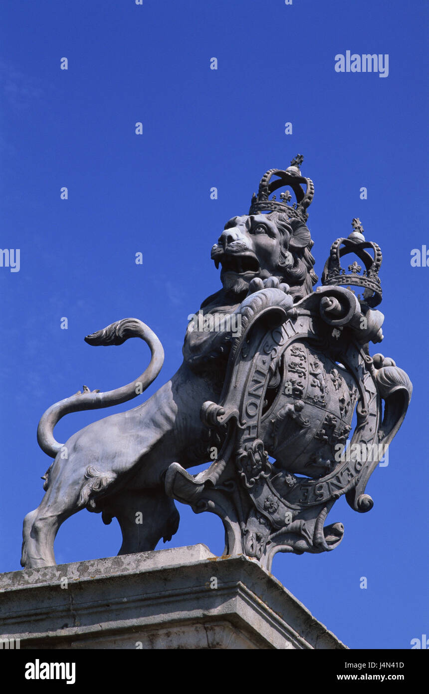 Großbritannien, England, London, Hampton Court Palace, des Löwen Statue, Stockfoto