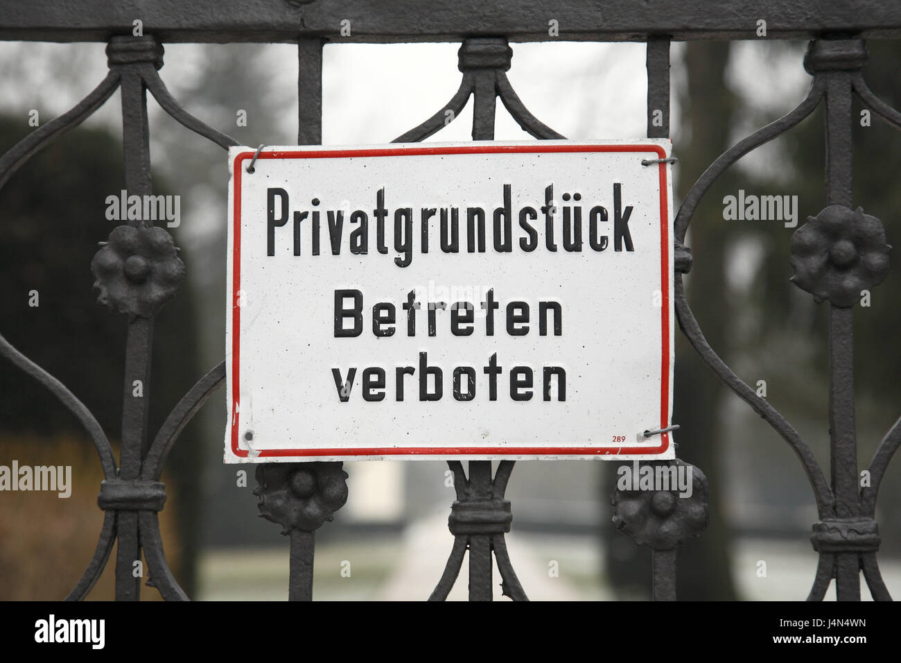 Zaun, Schilder, Privateigentum, Eingang Verbot, Stockfoto