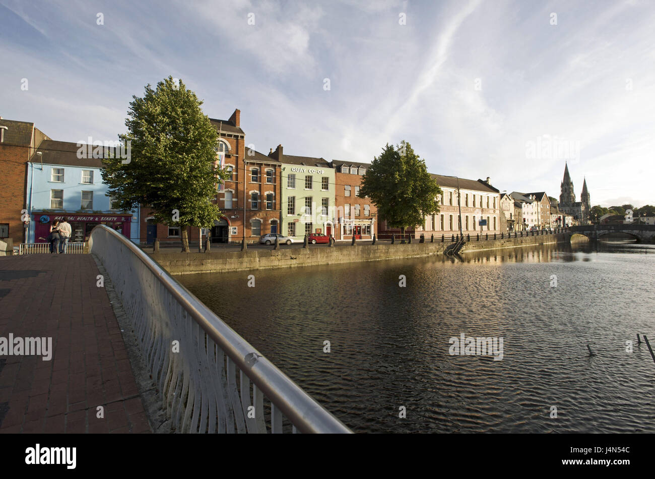 Munster, Irland Cork County, Kork, Lee, Fluss, Häuser, St. Finbarr Kathedrale Stockfoto