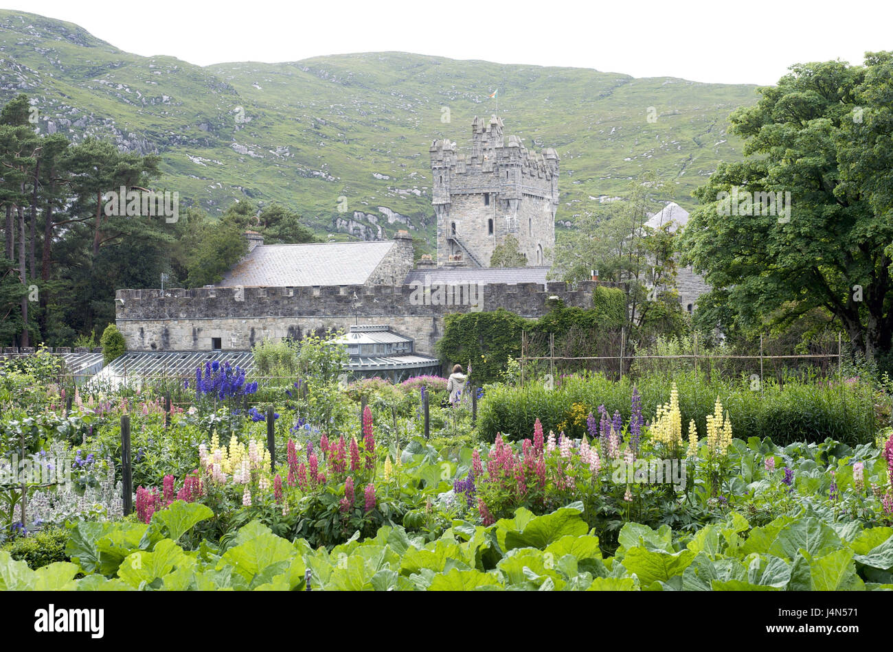 Irland, Ulster, county Donegal, Donegal, Glenveagh Nationalpark Glenveagh Castle, Garten, Stockfoto