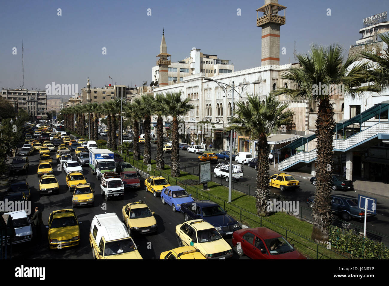Syrien, Damaskus, Neustadt, Innenstadt, Verkehr, Straßenszene, Stadt, Zentrum, Straße, Autos, Alltag, Wirtschaft, Verkehr, mehrspurige, Architektur, Palmen, Weihrauchstrasse Stockfoto
