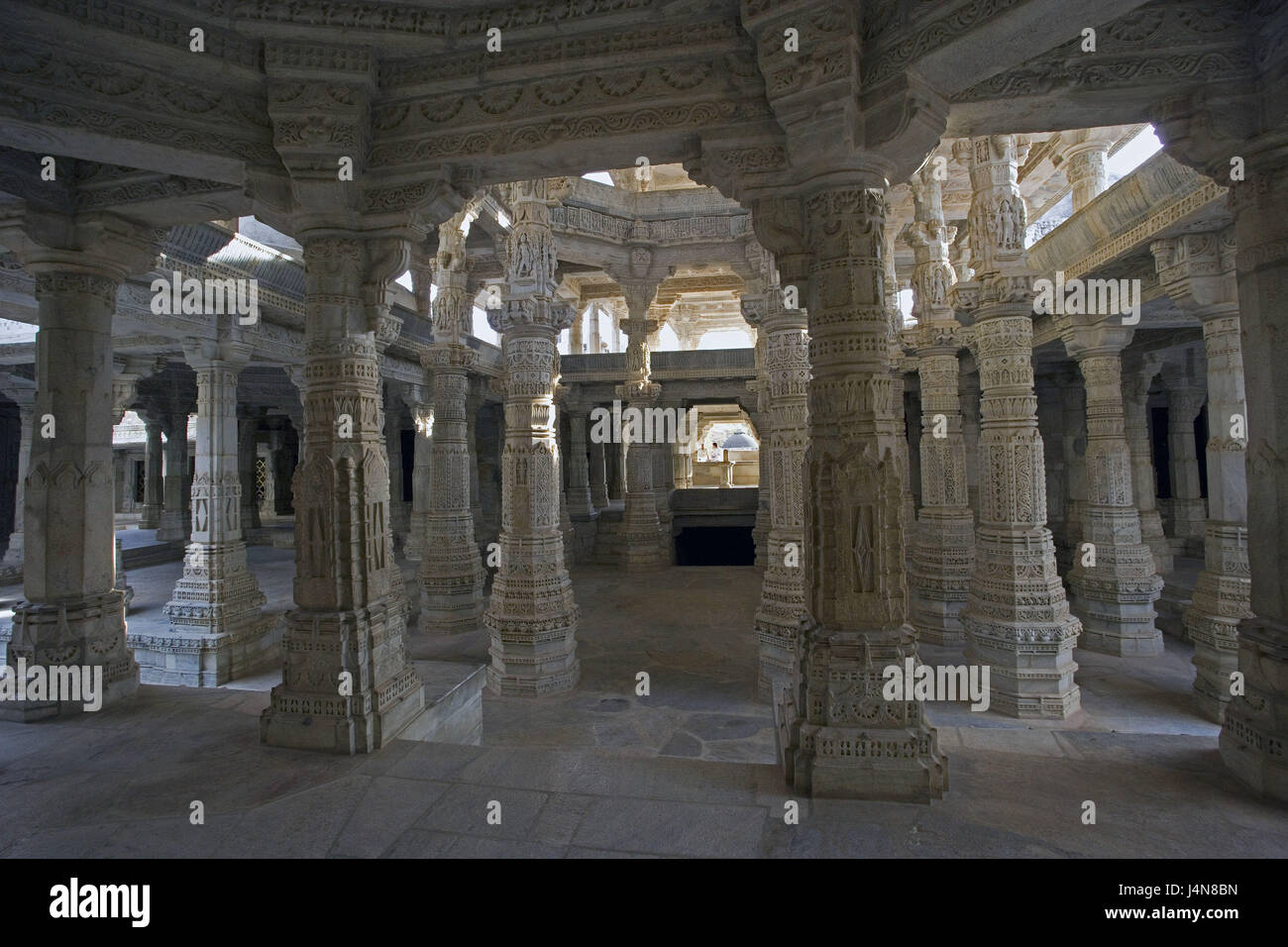 Indien, Rajasthan, Ranakpur, Jain-Tempel, Portikus, Stockfoto