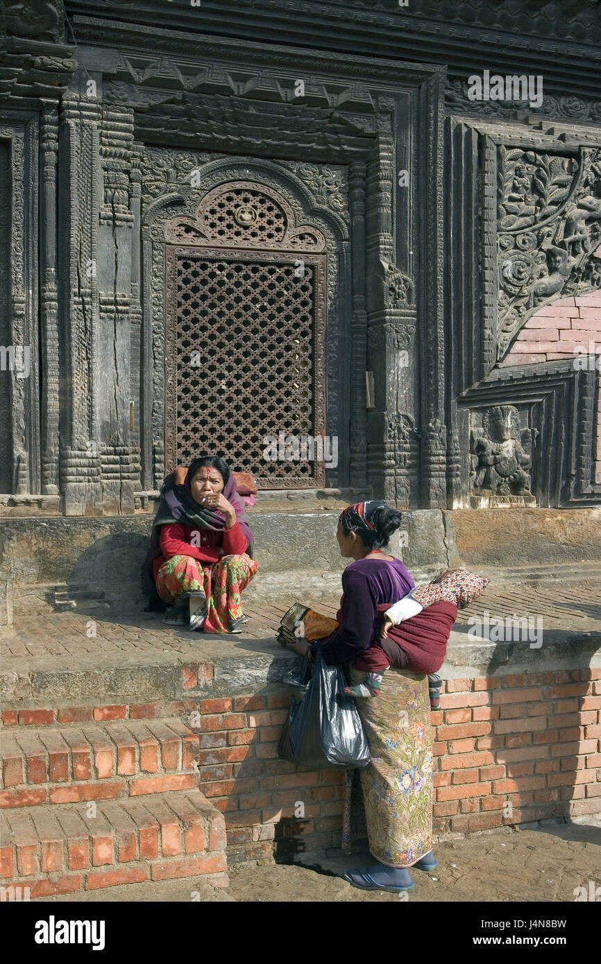 Nepal, Bhaktapur Durbar Square, Frauen, Stockfoto